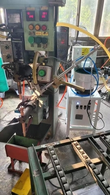 Automatic Feeding System Automatic Nuts Spot Welding