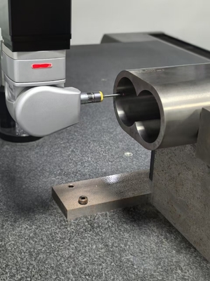 Wear Resistant Bimetallic Screw Barrel Liner For Injection Molding Machine Plastic Extruder