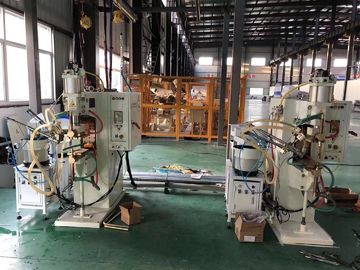 Screw Nut Conveyor & Spot Welding Machine For Automotive , Long - Life